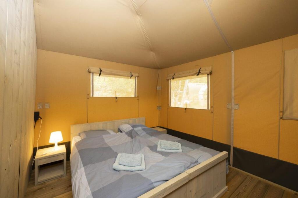 Camping Ushuaia Villages Au Bois Joli Andryes Esterno foto
