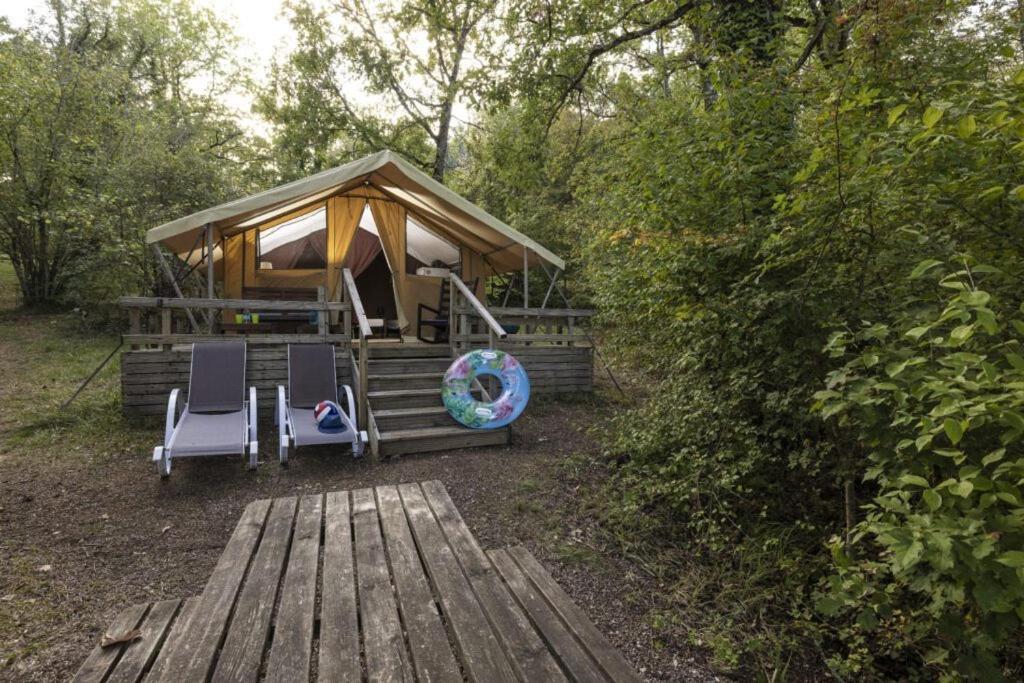 Camping Ushuaia Villages Au Bois Joli Andryes Esterno foto