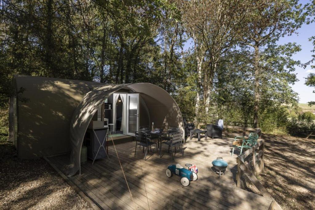 Camping Ushuaia Villages Au Bois Joli Andryes Esterno foto